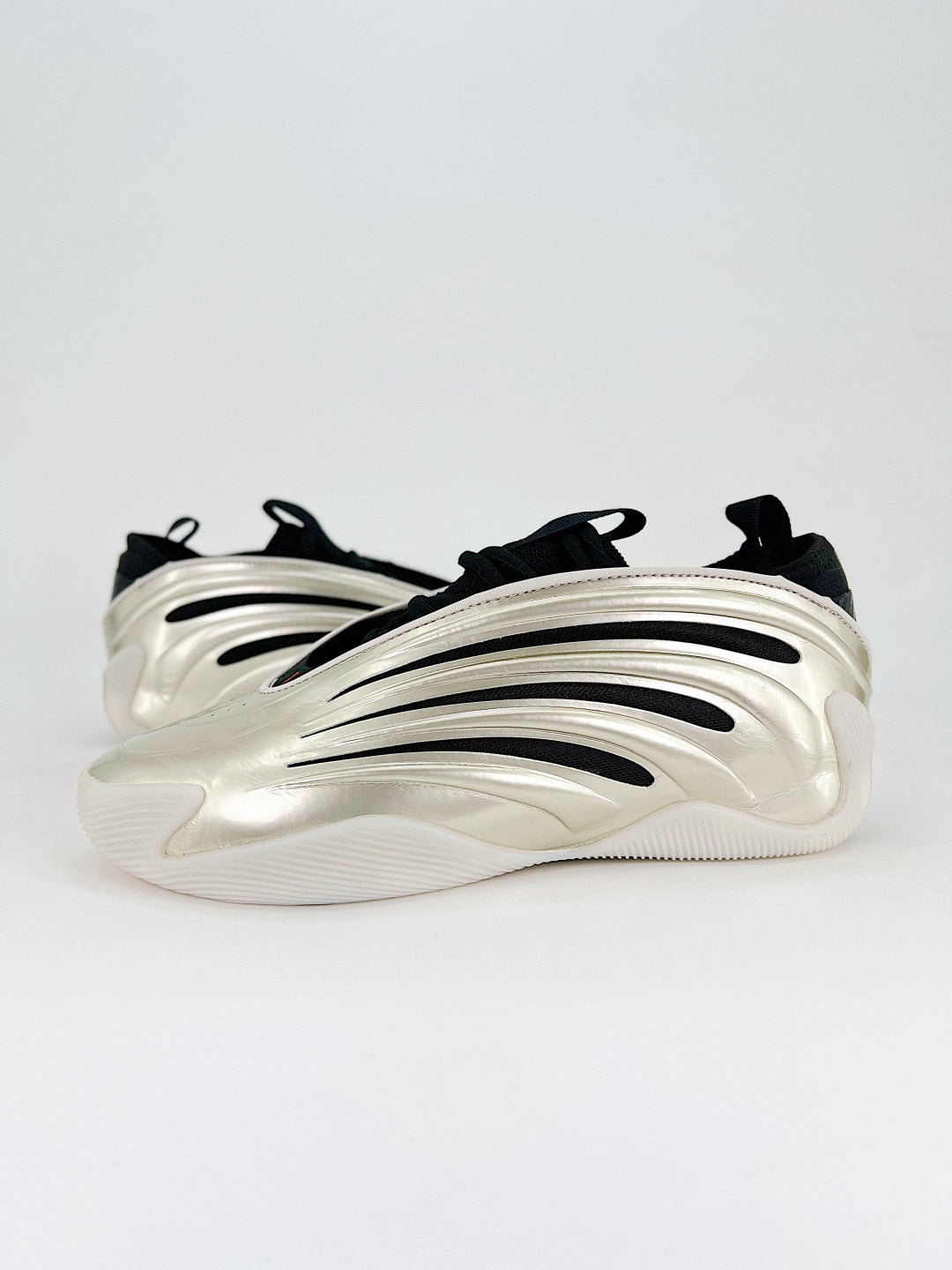 adidas HARDEN VOLUME 9