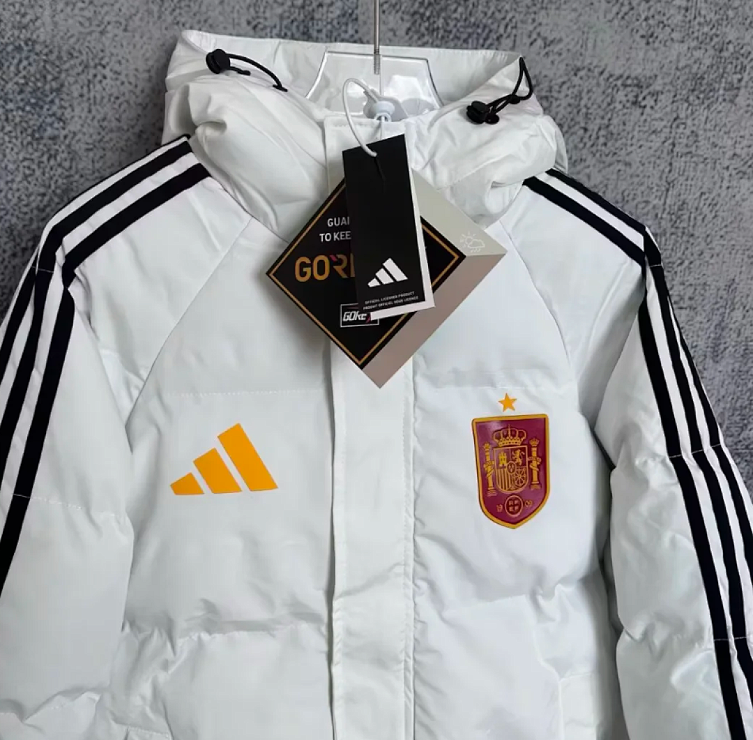 Spain 2025/26 Cotton Coats