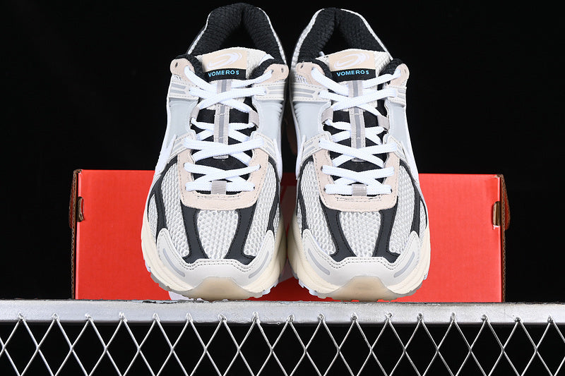 ZOOM VOMERO 5 SP WHITE/GREY/BLACK