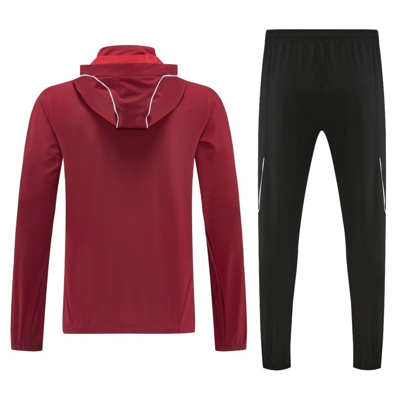 Bayern München 2025/26 Red Windbreaker suit