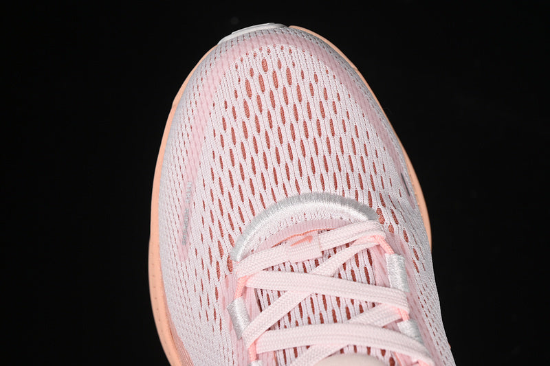 AIR ZOOM VOMERO 18 BEIGE