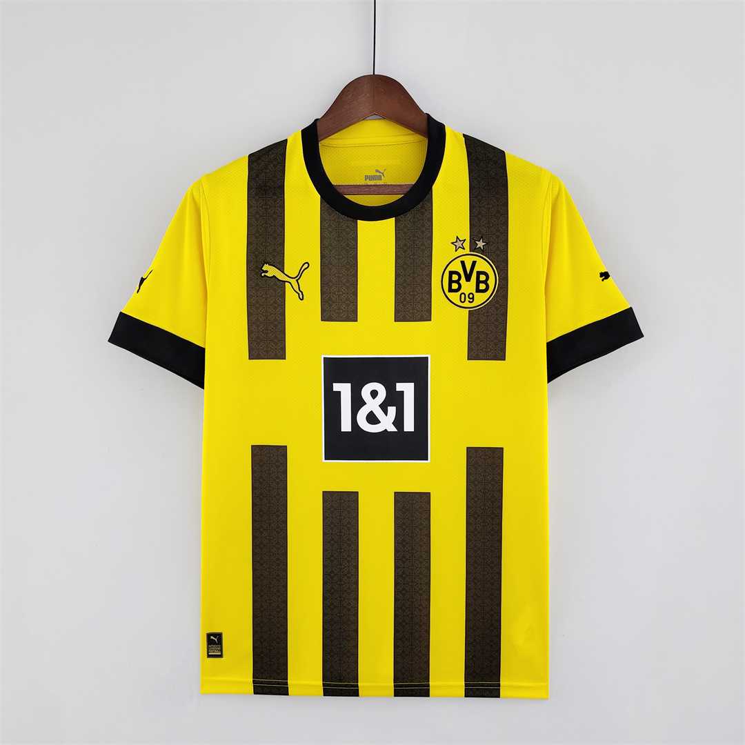 22-23 Dortmund home