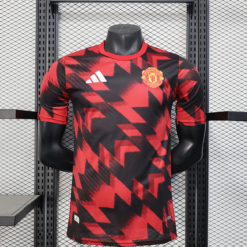 25-26 MANCHESTER UNITED red and black player version training jersey tm