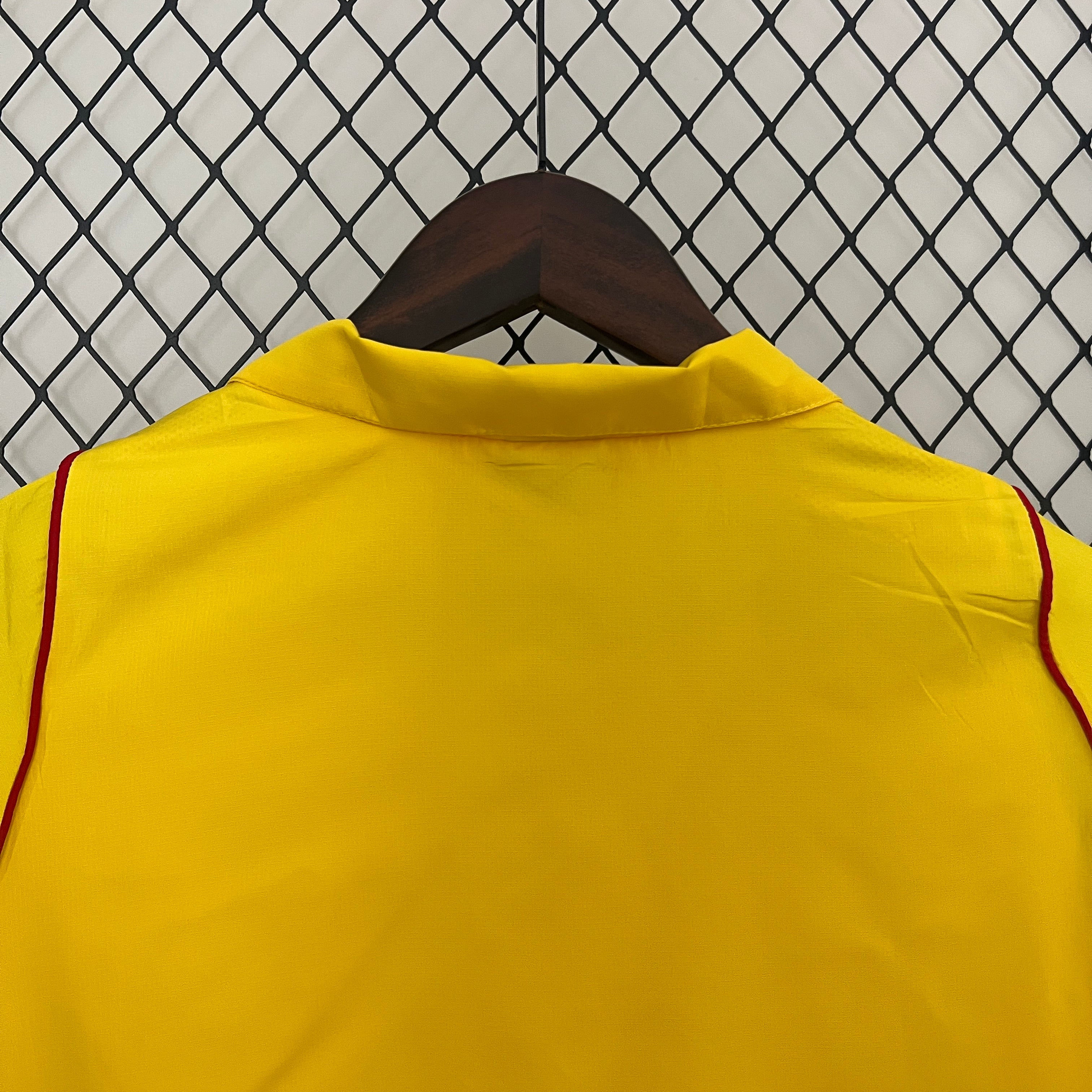 Columbia yellow windbreaker JK