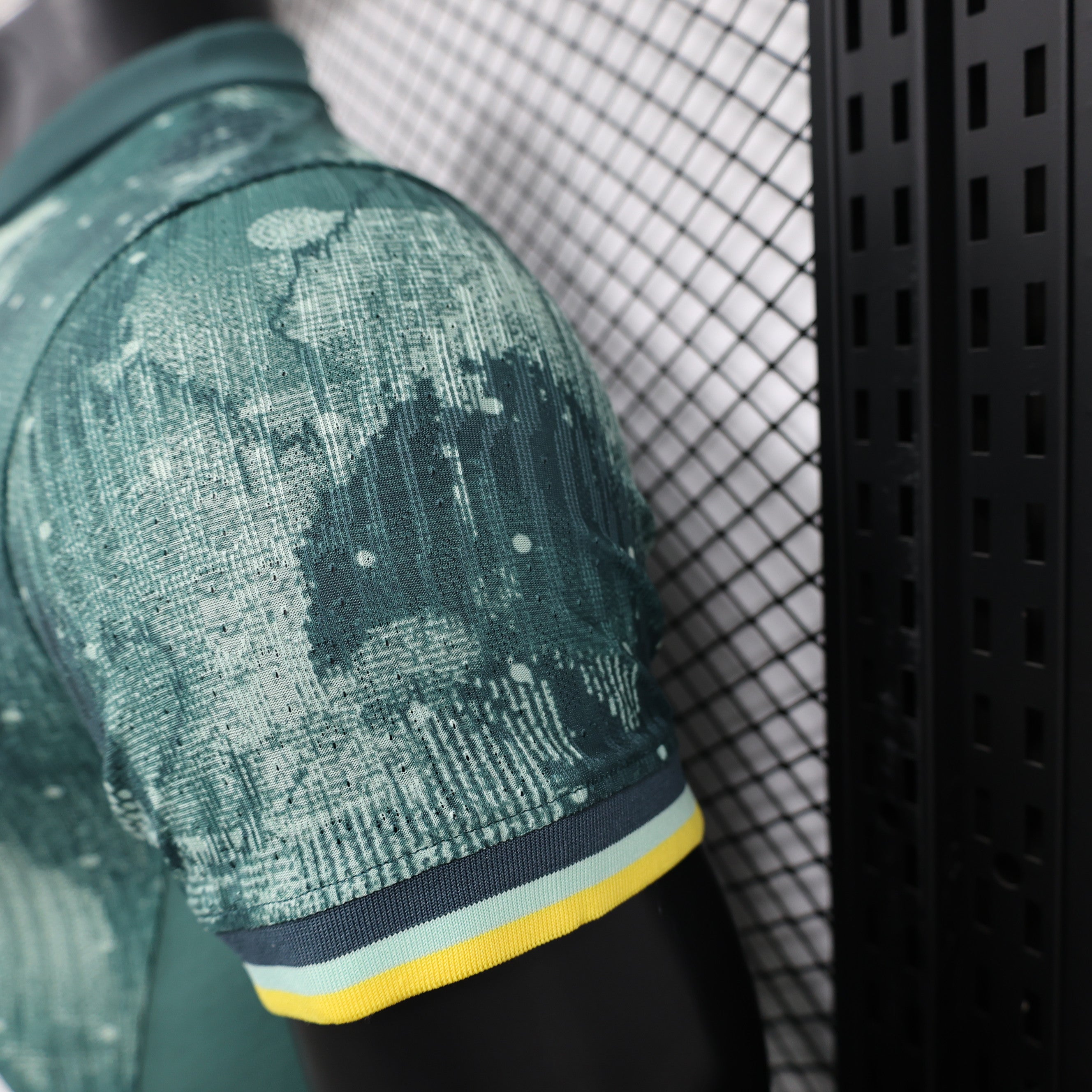 24-25 TOT third away green player verson jersey tm