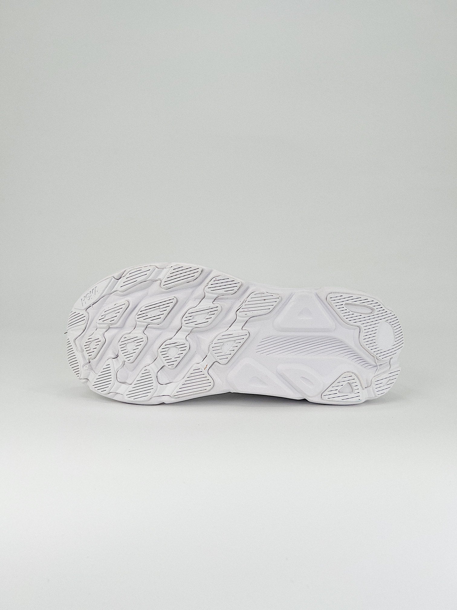 HOKA ONE ONE CLIFTON 9 TM