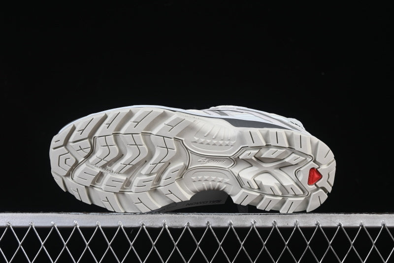 XT QUEST TRAIL RUNNING SHOES