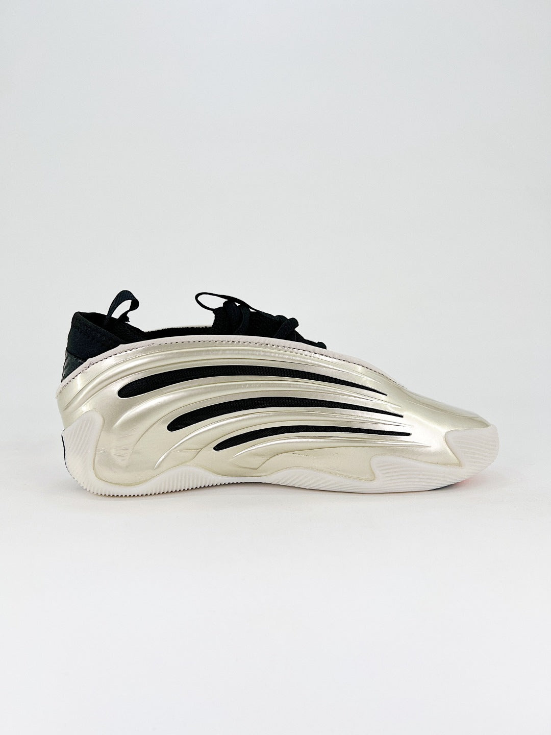adidas HARDEN VOLUME 9