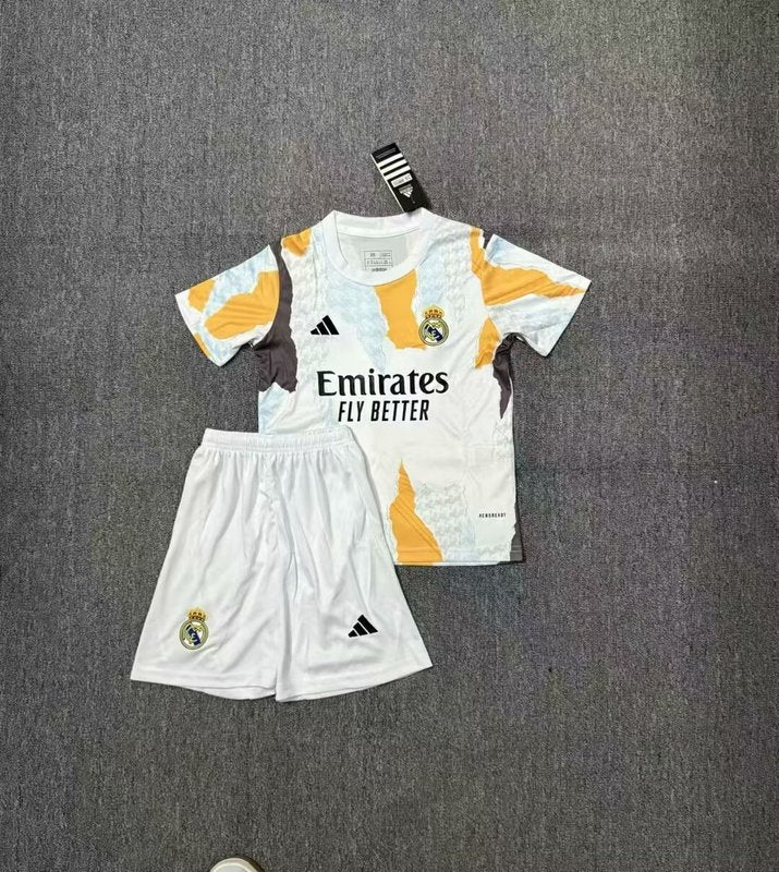 REAL MADRID TRAINING KIDS KIT