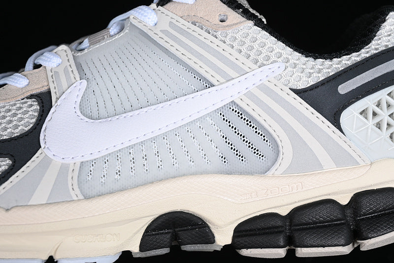 ZOOM VOMERO 5 SP WHITE/BLACK/GREY