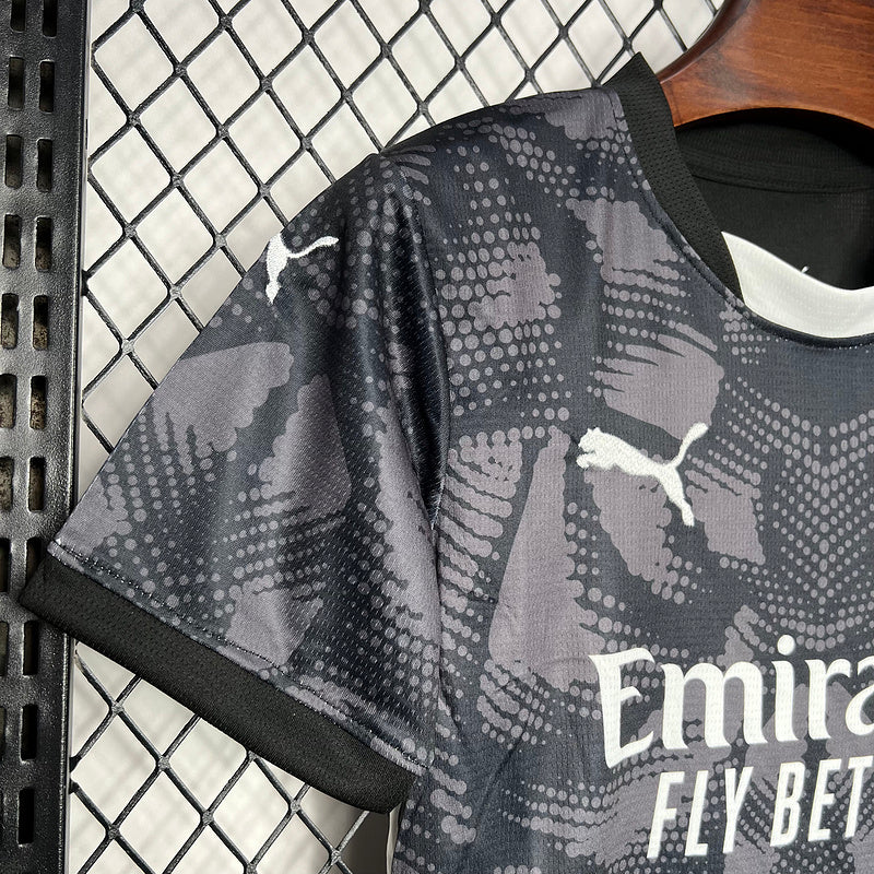 24-25 AC Milan black goalkeeper kid kit