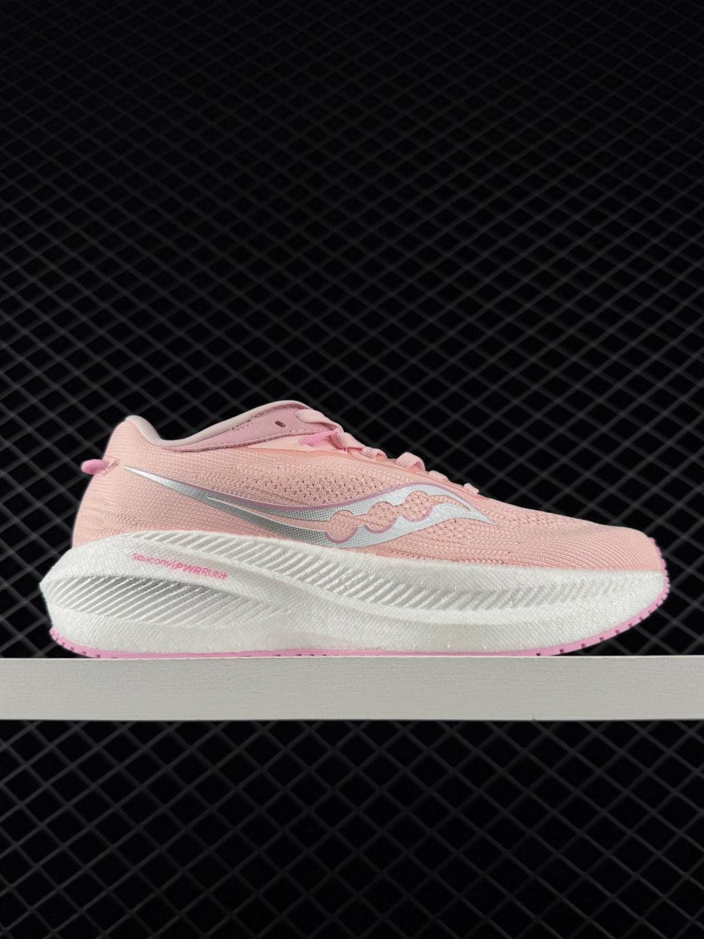 SAUCONY ENDORPHIN PRO4