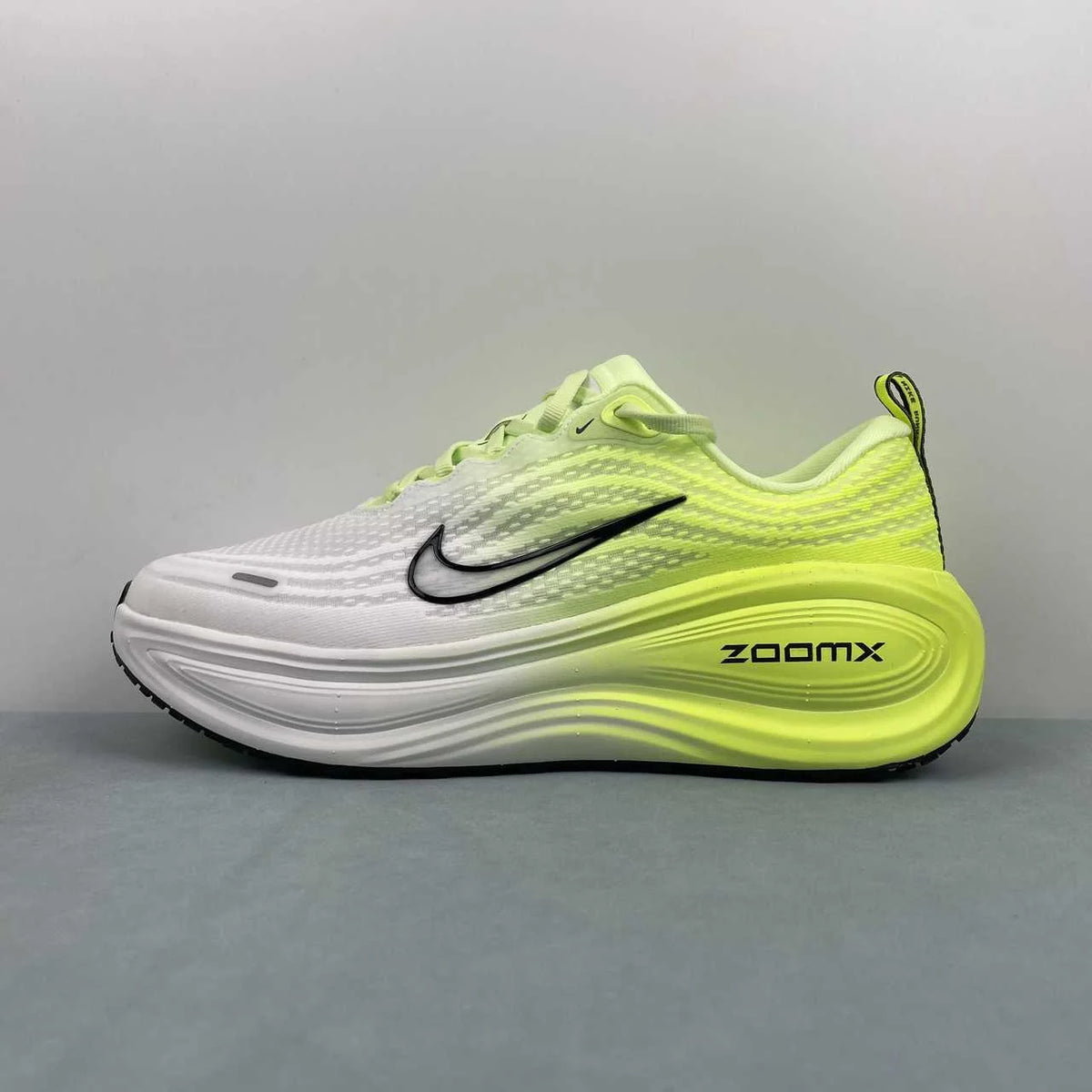 Nike Vomero Plus