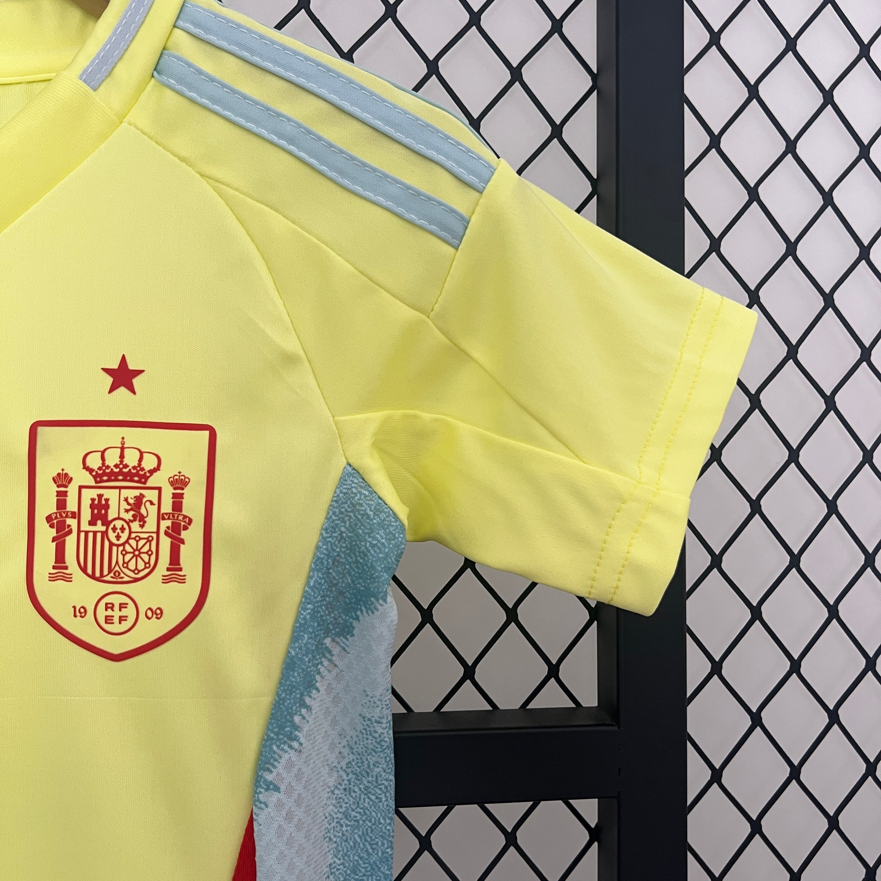 2024 Spain away kid kit