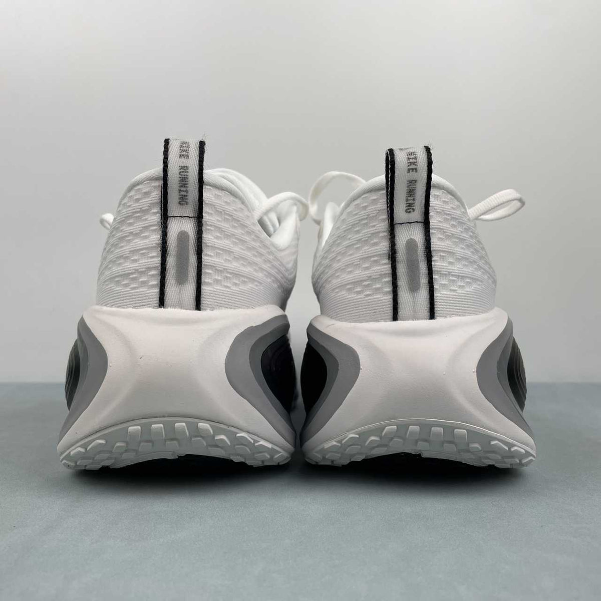 Nike Vomero Plus