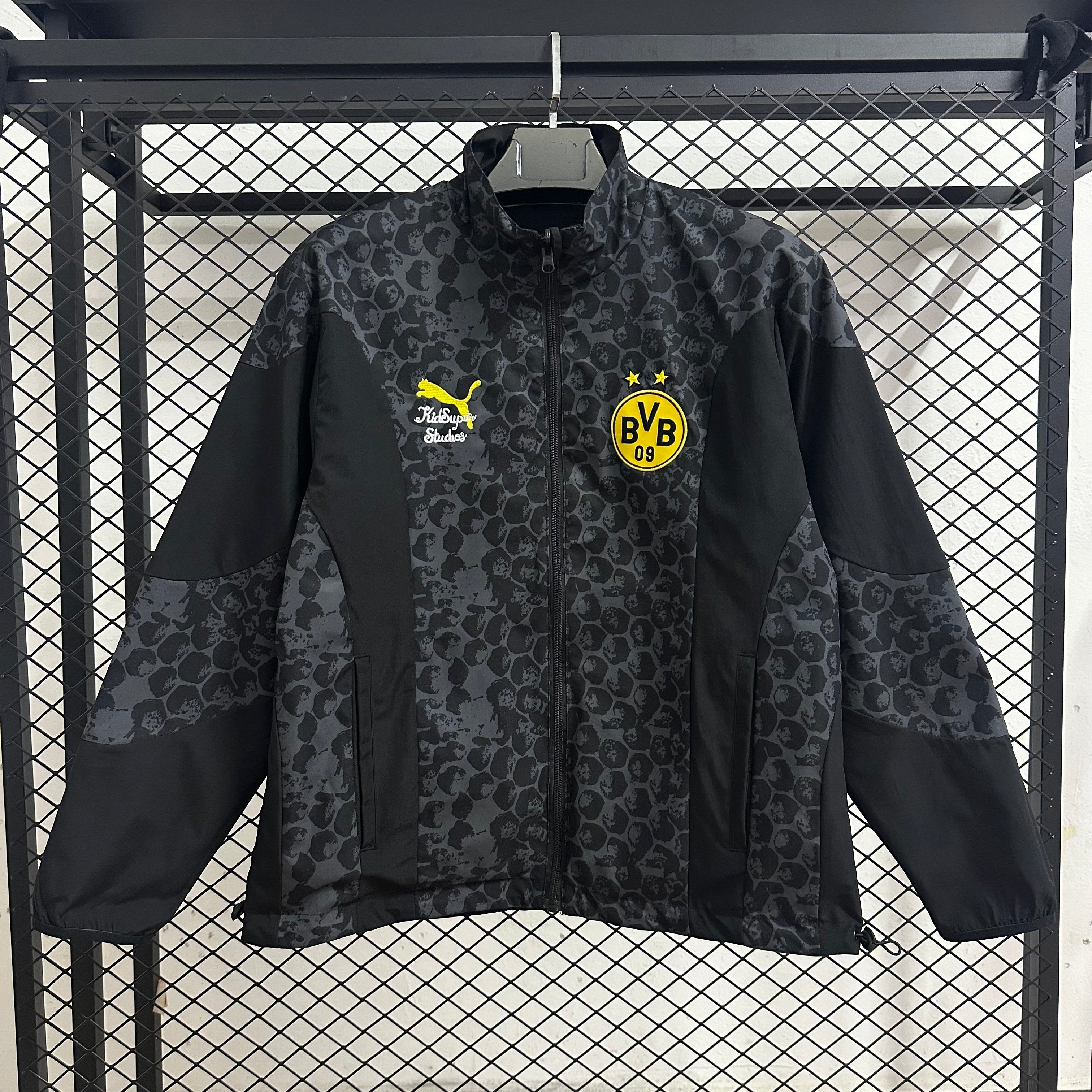 Dortmund 25-26 reversible windbreaker jacket