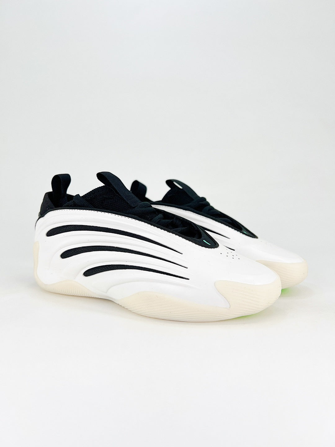 adidas HARDEN VOLUME 9