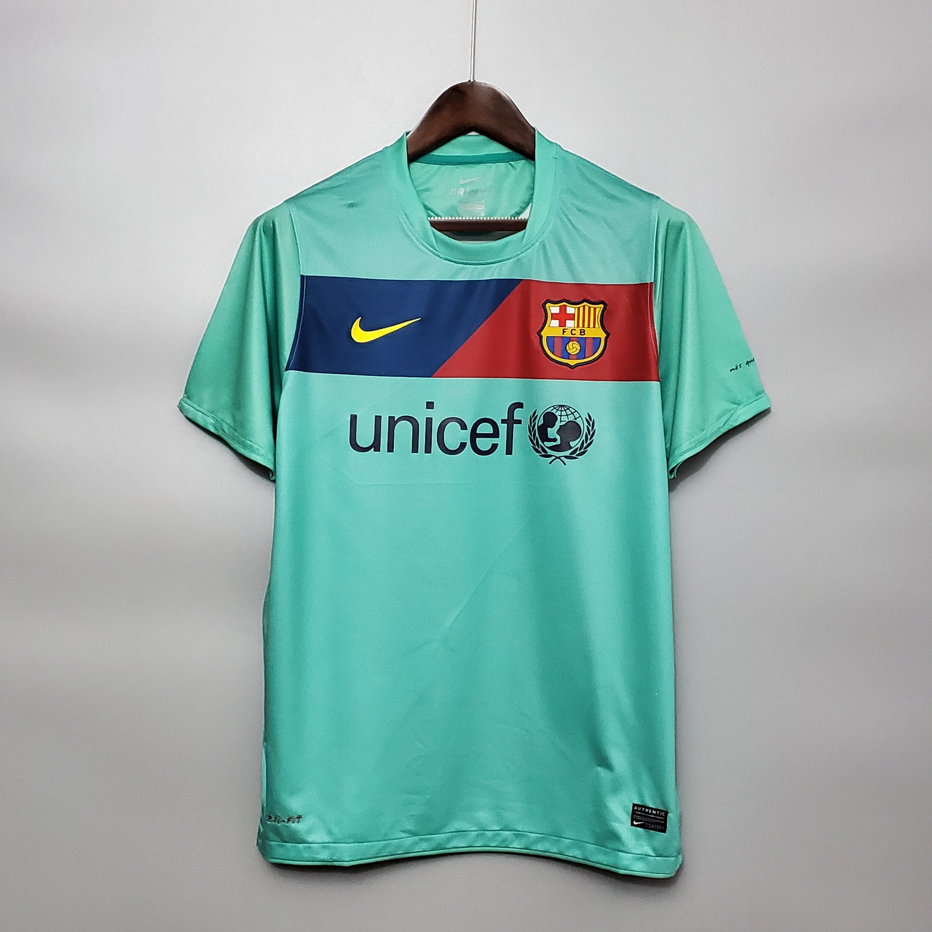 2010-2011 Barcelona Third Away jersey
