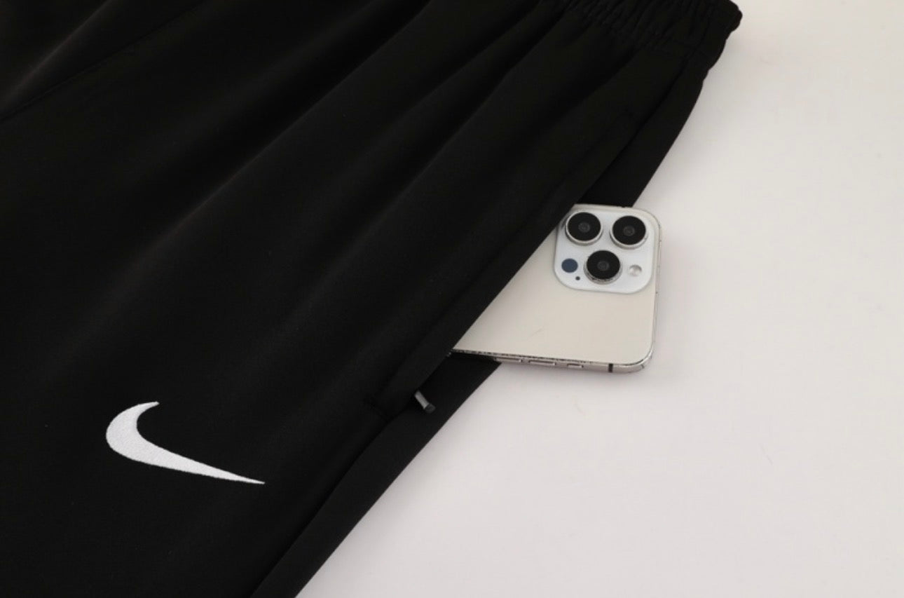 Chelsea 2025/26 Black long sleeve Jacket suit