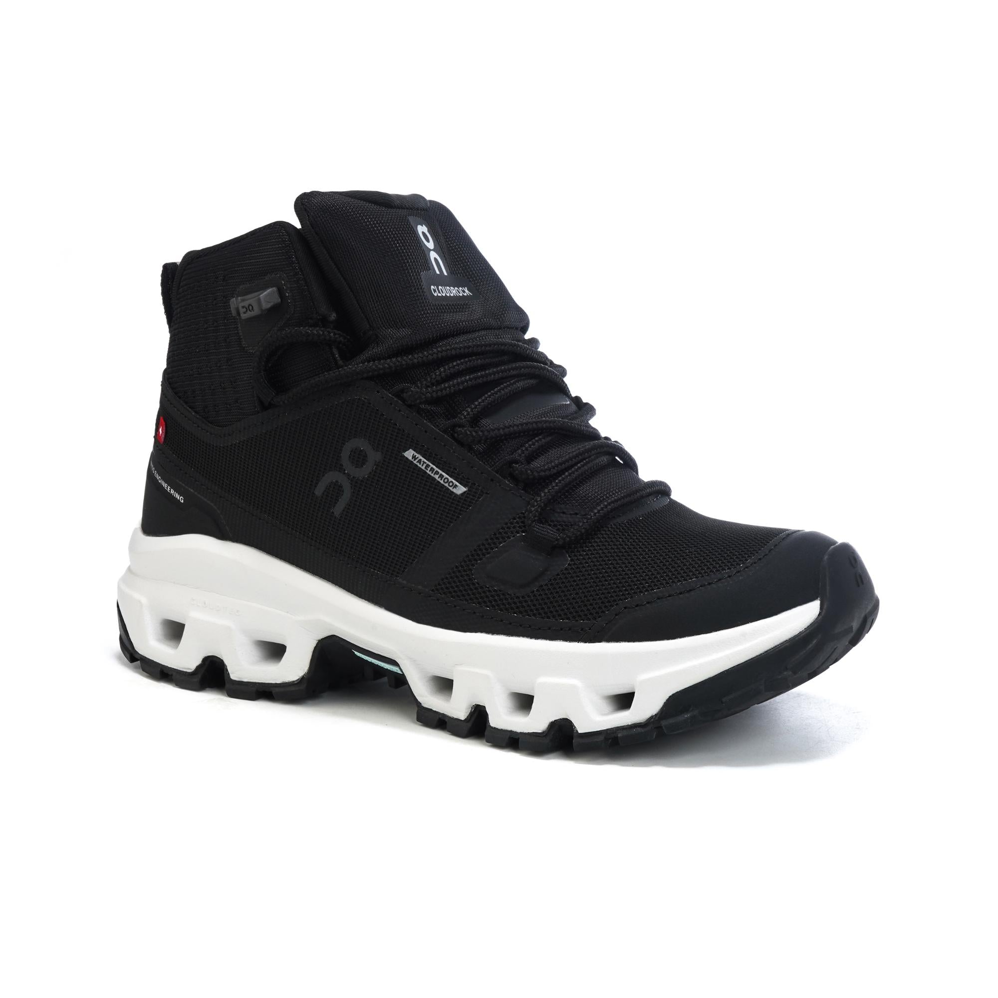 Oncloudrock (size 36)