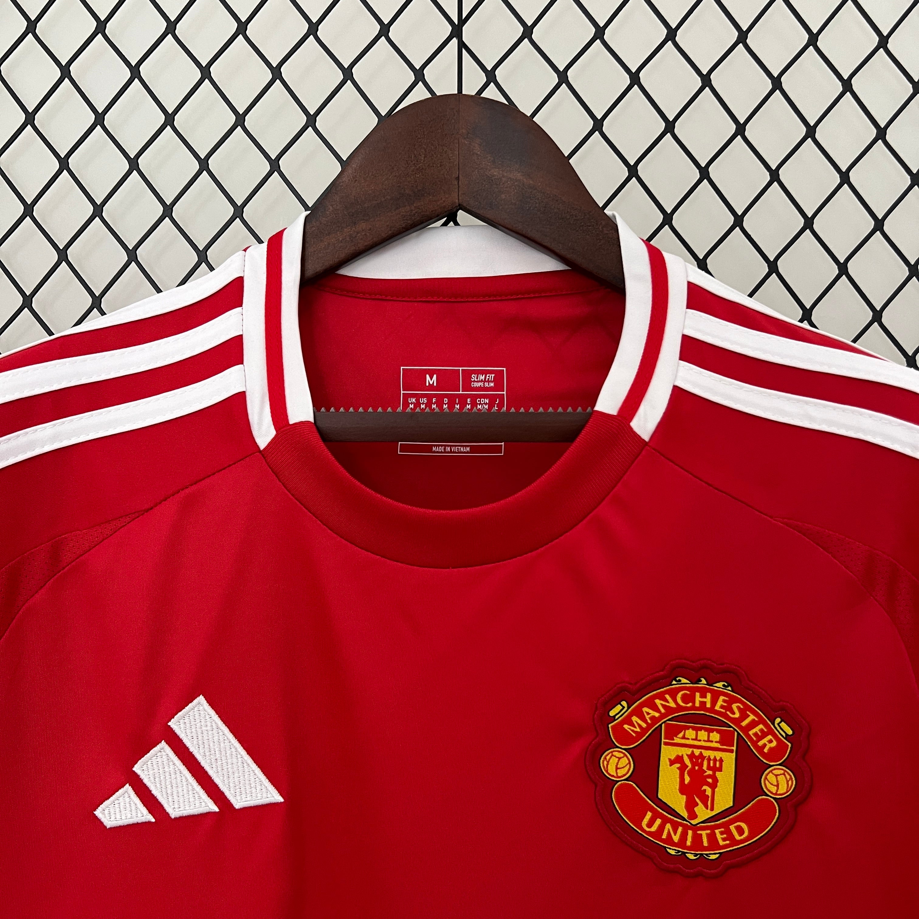 MANCHESTER UNITED HOME 2024/2025