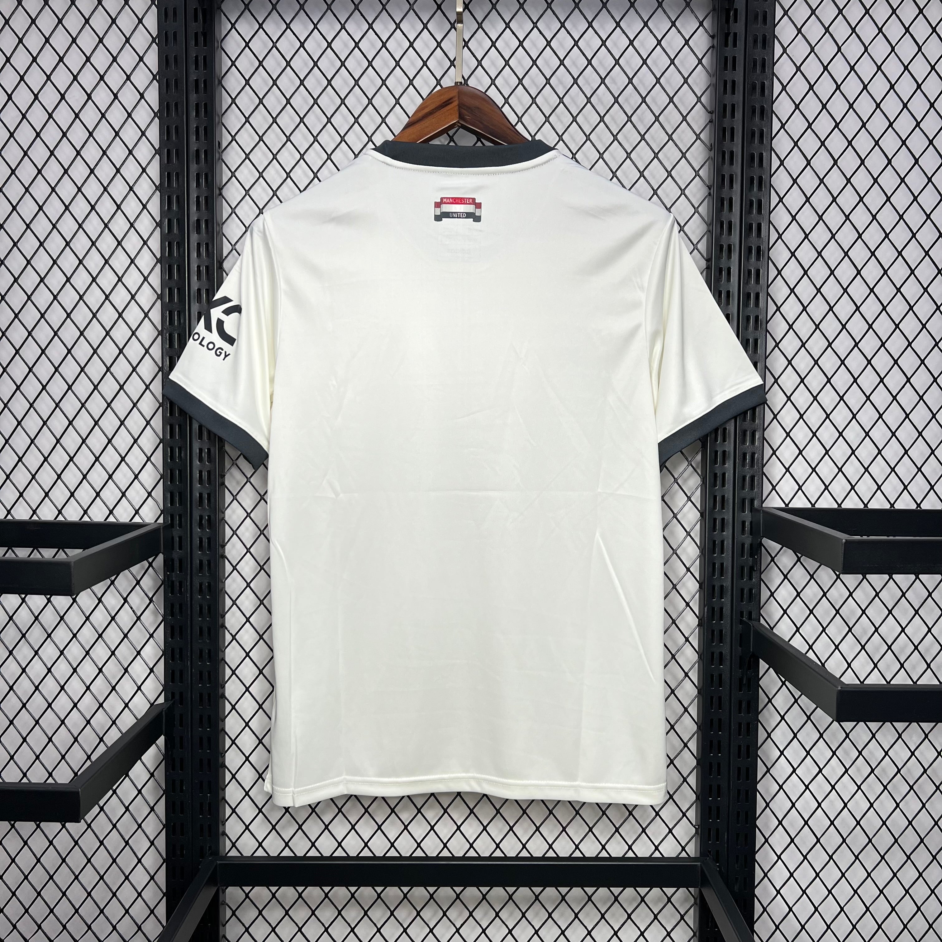 MANCHESTER UNITED THIRD AWAY 2024/2025