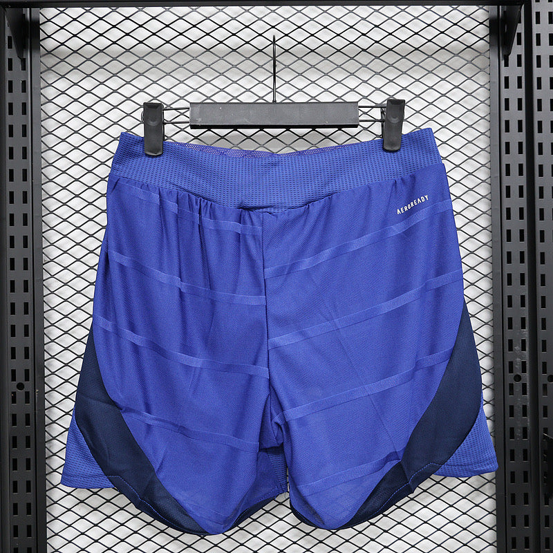 Manchester United away shorts 2024/2025