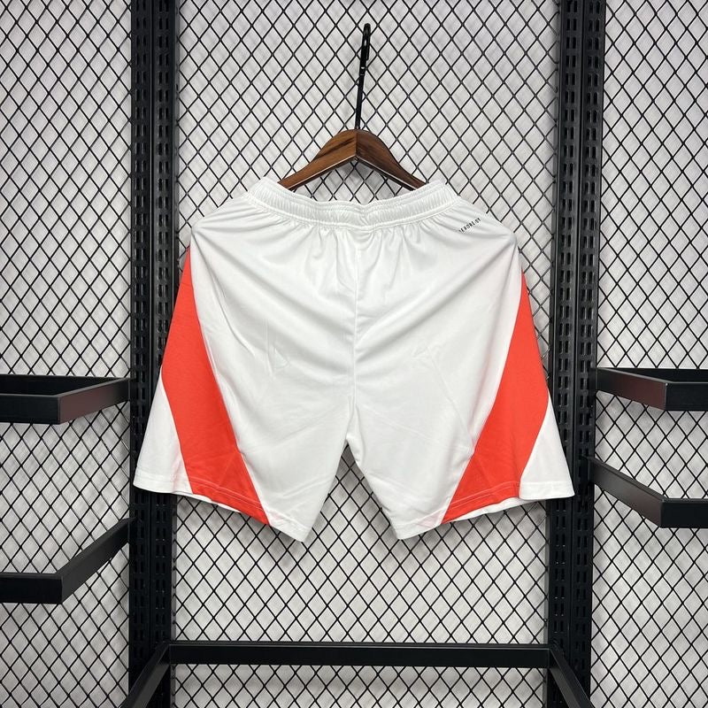 Manchester United home shorts 2024/2025