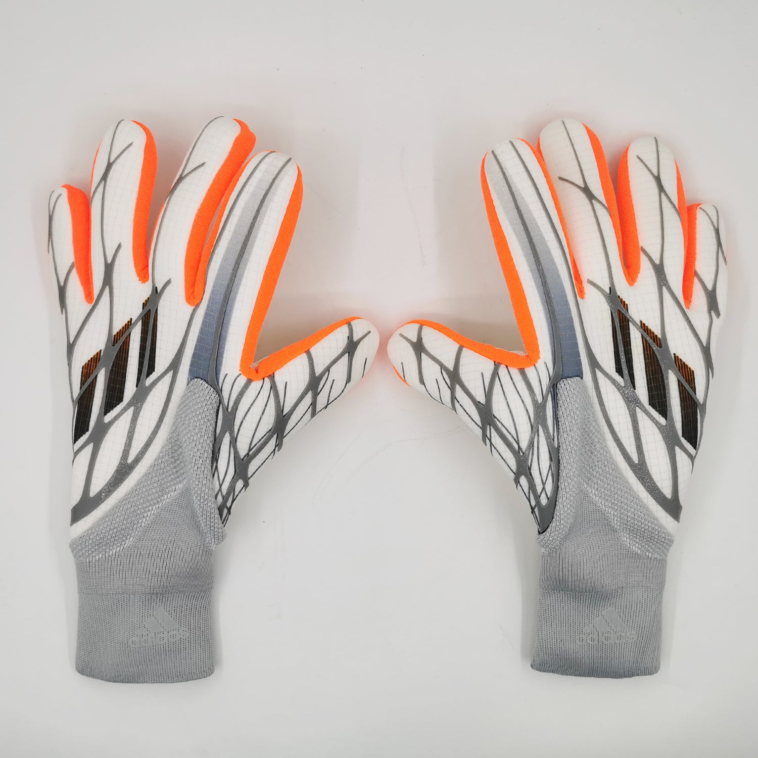 ADIDAS GLOVES