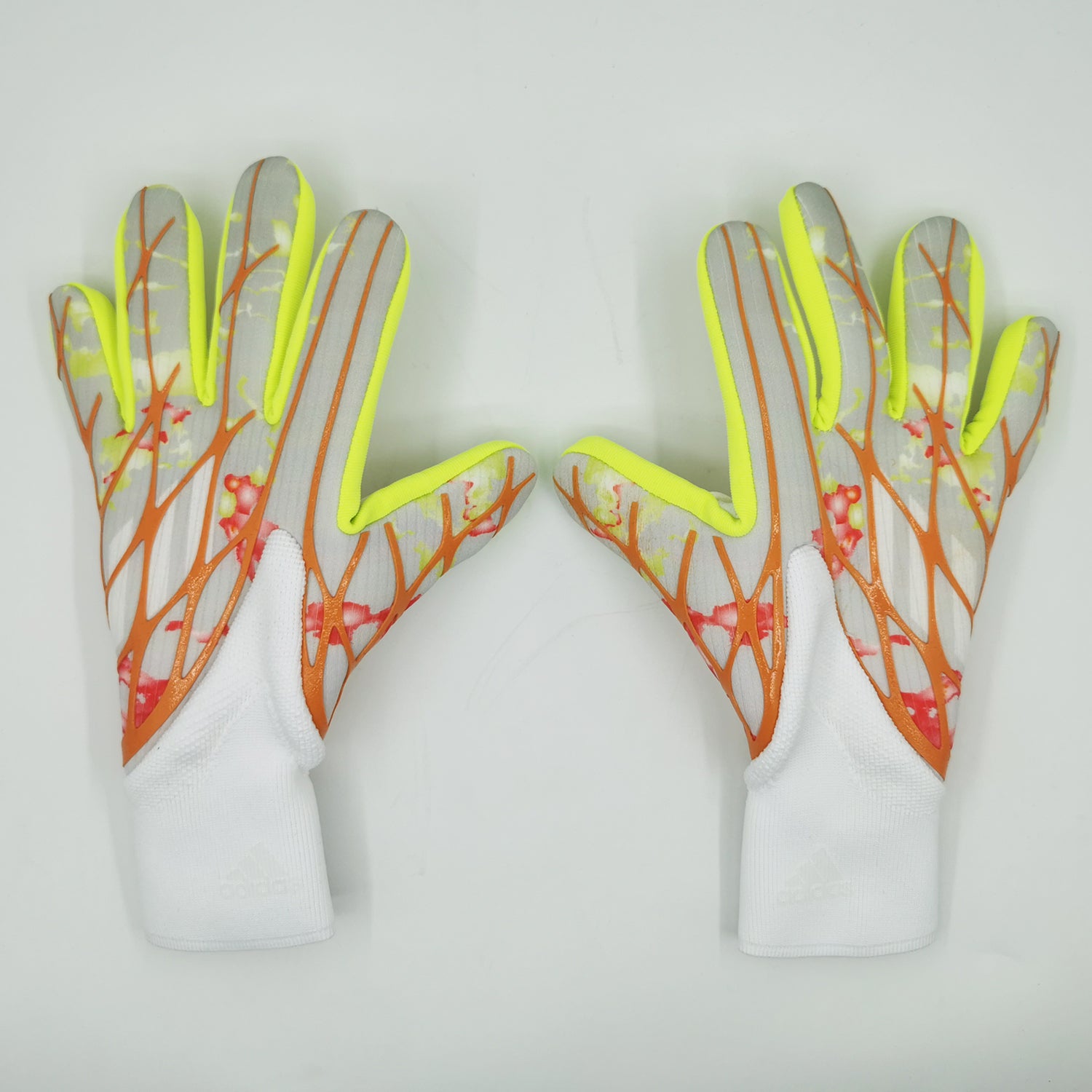 ADIDAS GLOVES