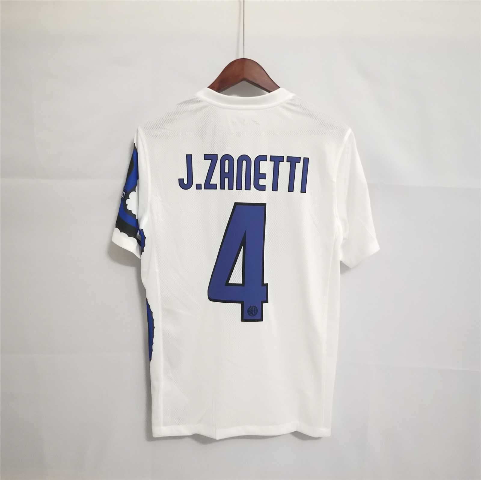 INTER MILAN AWAY 2010/2011