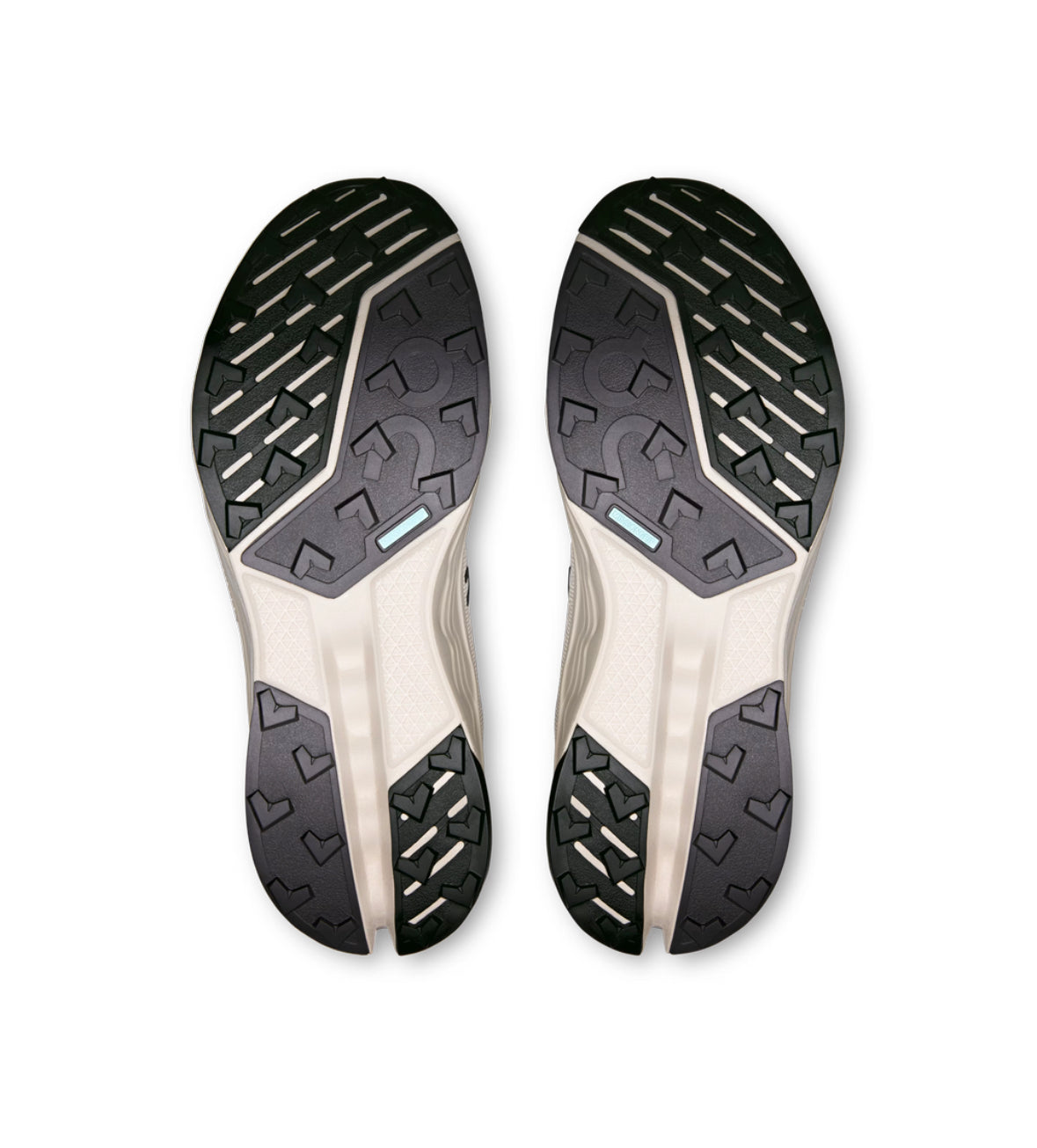 On cloud Cloudsurfer Trail 2