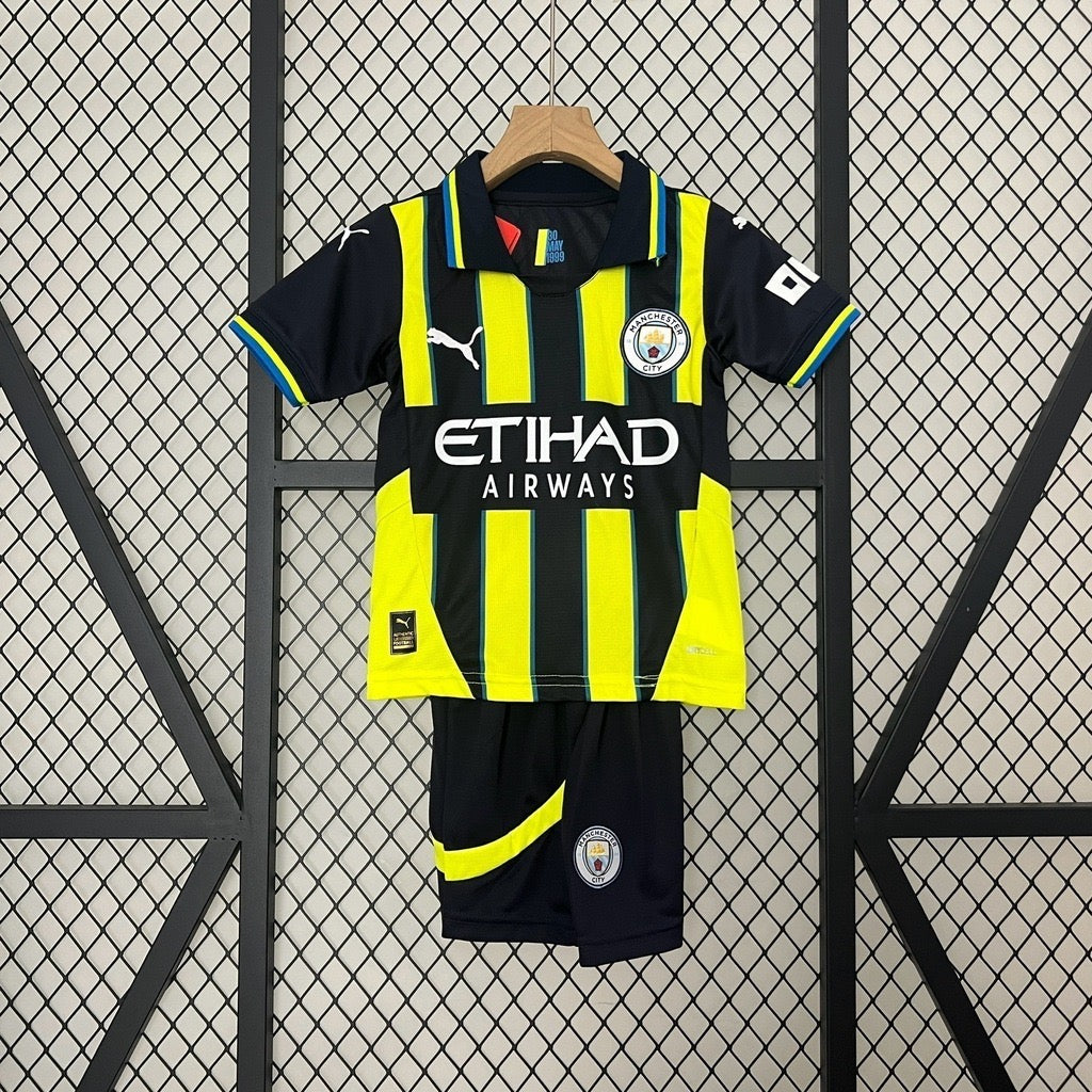 Manchester City 2024/25 ~ Black and Yellow Kids Kit tm
