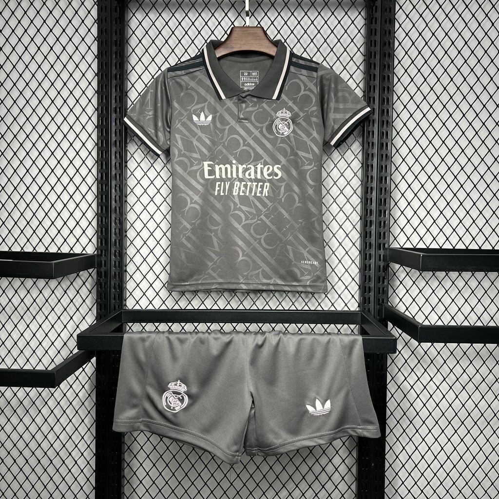 Real Madrid 2024/25 ~ Grey Kids Kit tm