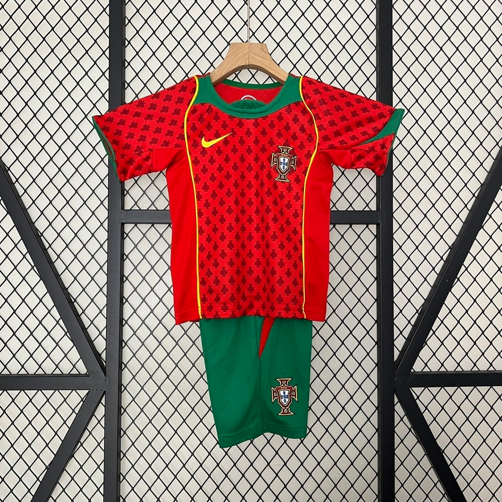 Portugal 2004 ~ Red Kids Kit tm