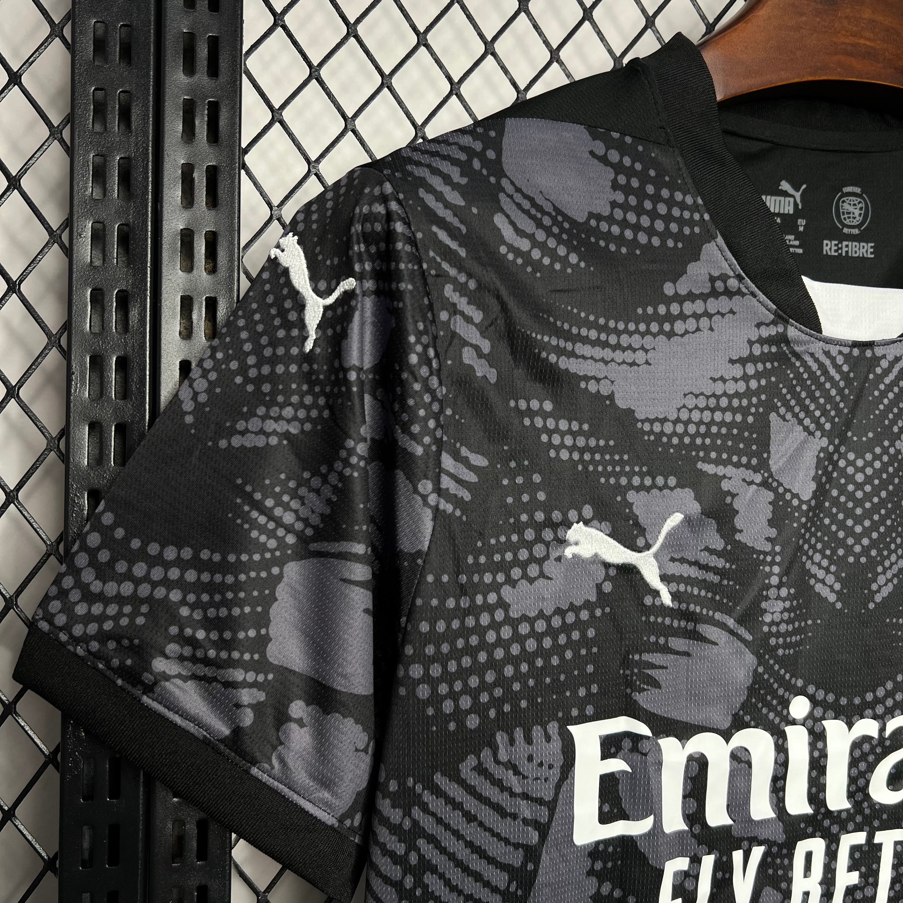 AC Milan Goalkeeper Jersey Black 2024/25