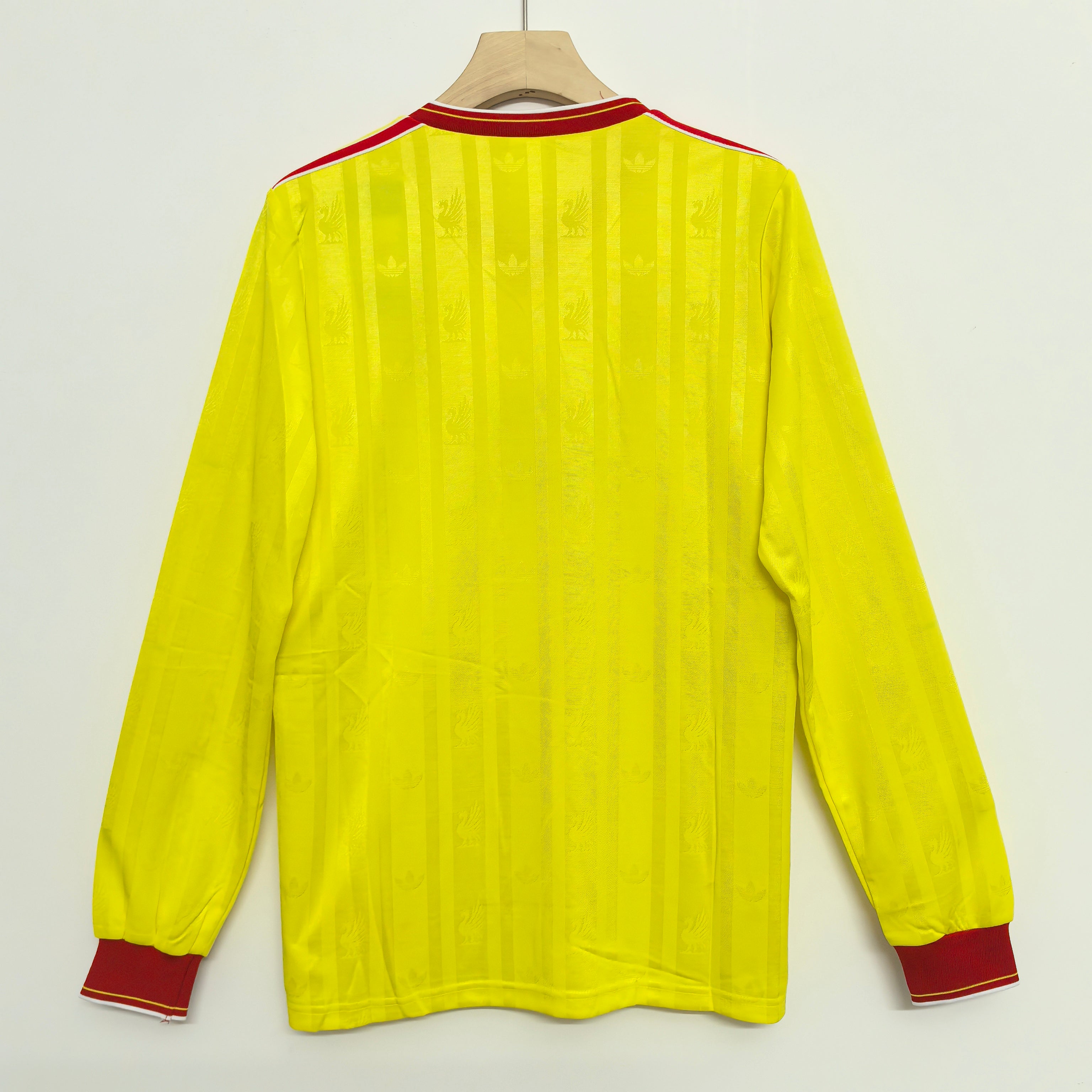 liverpool second away long sleevem 1985/1986