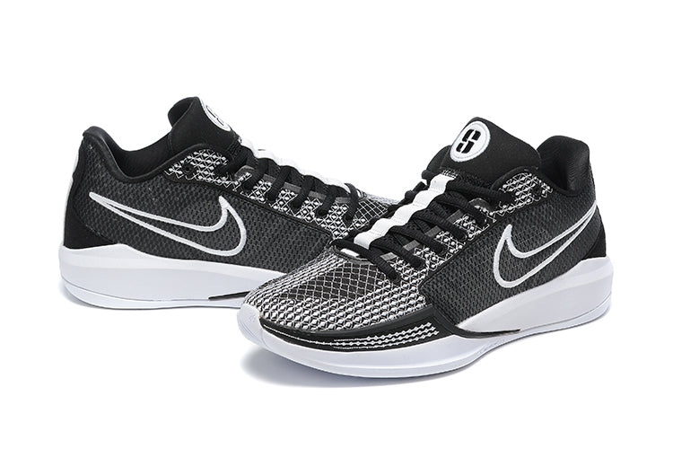 NIKE SABRINA 1