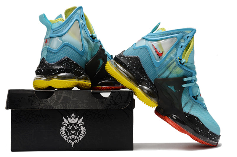 NIKE LEBRON 19 EP