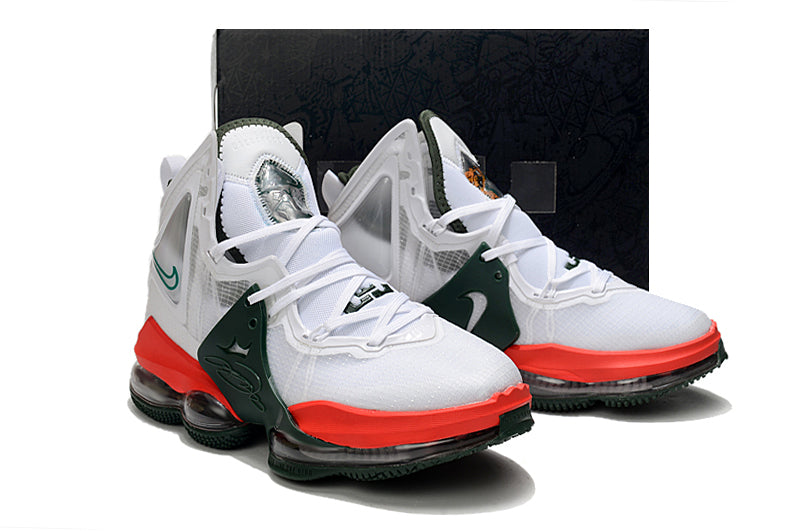 NIKE LEBRON 19 EP