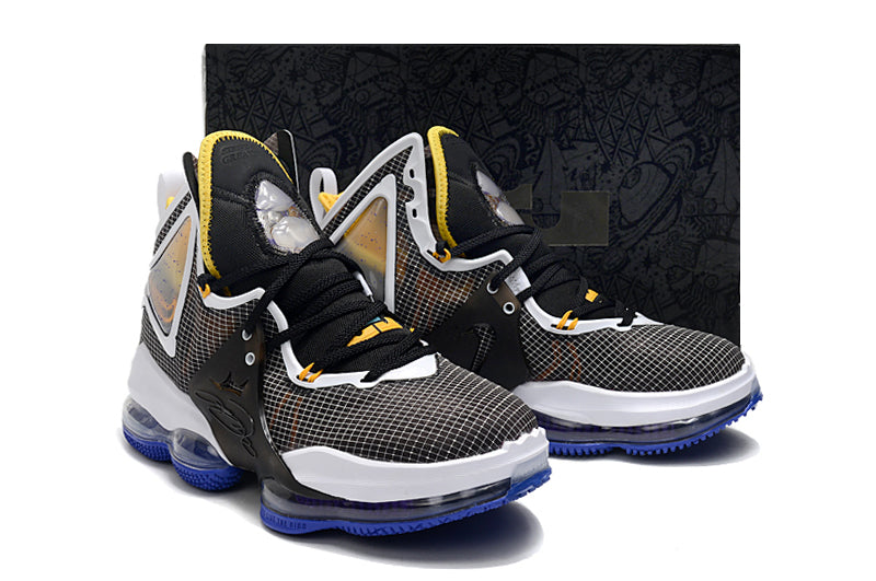 NIKE LEBRON 19 EP