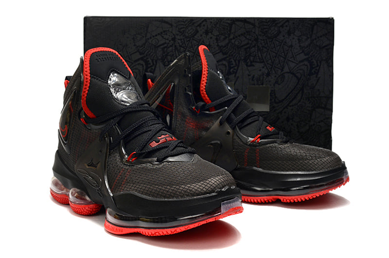 NIKE LEBRON 19 EP
