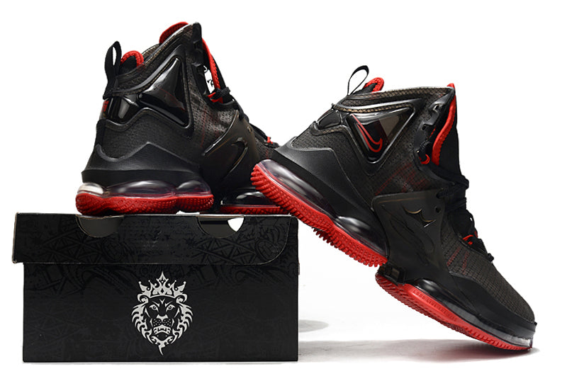 NIKE LEBRON 19 EP