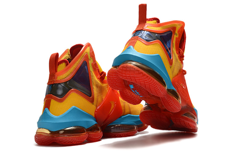 NIKE LEBRON 19 EP