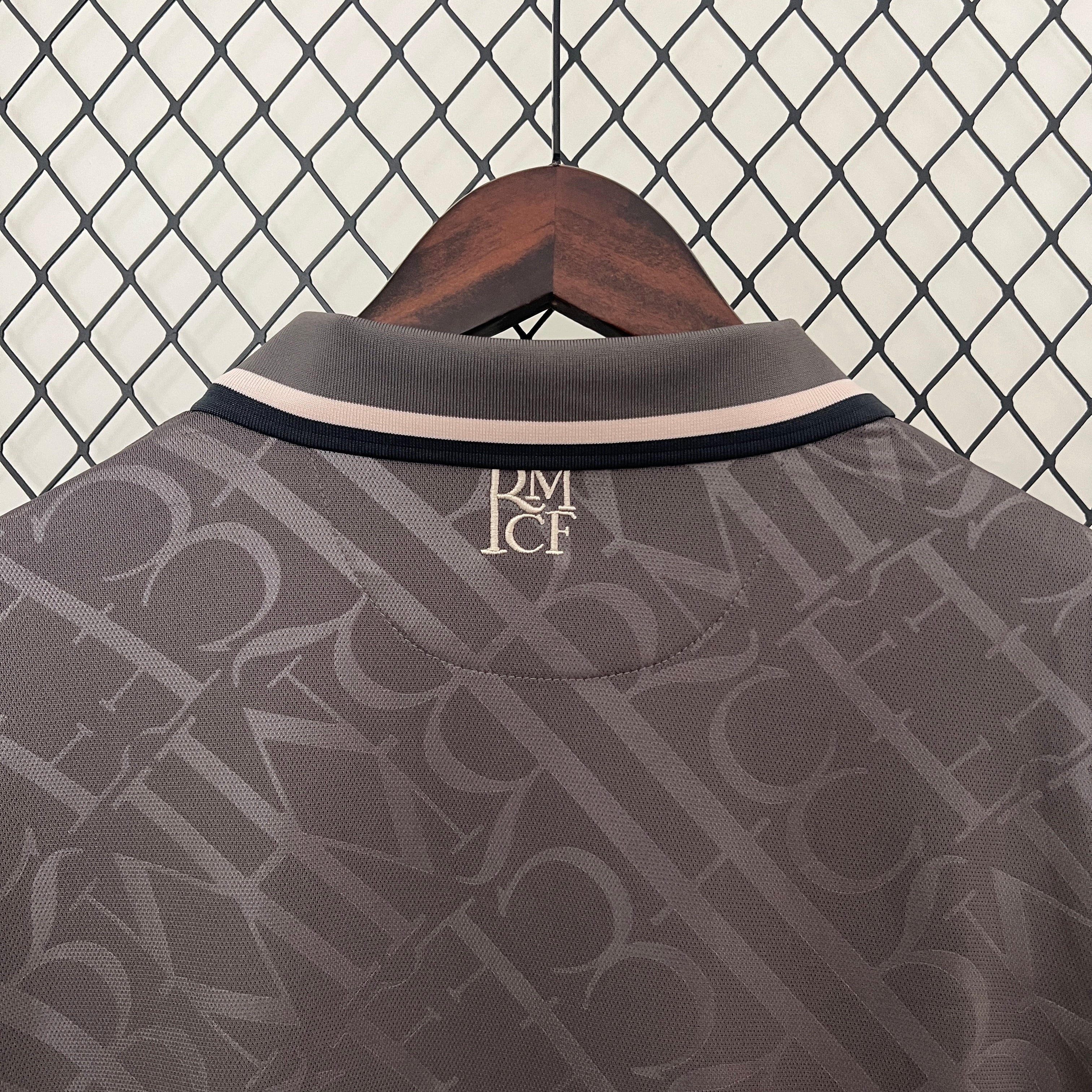 Real Madrid Third Black Jersey fan 2024/2025 tm