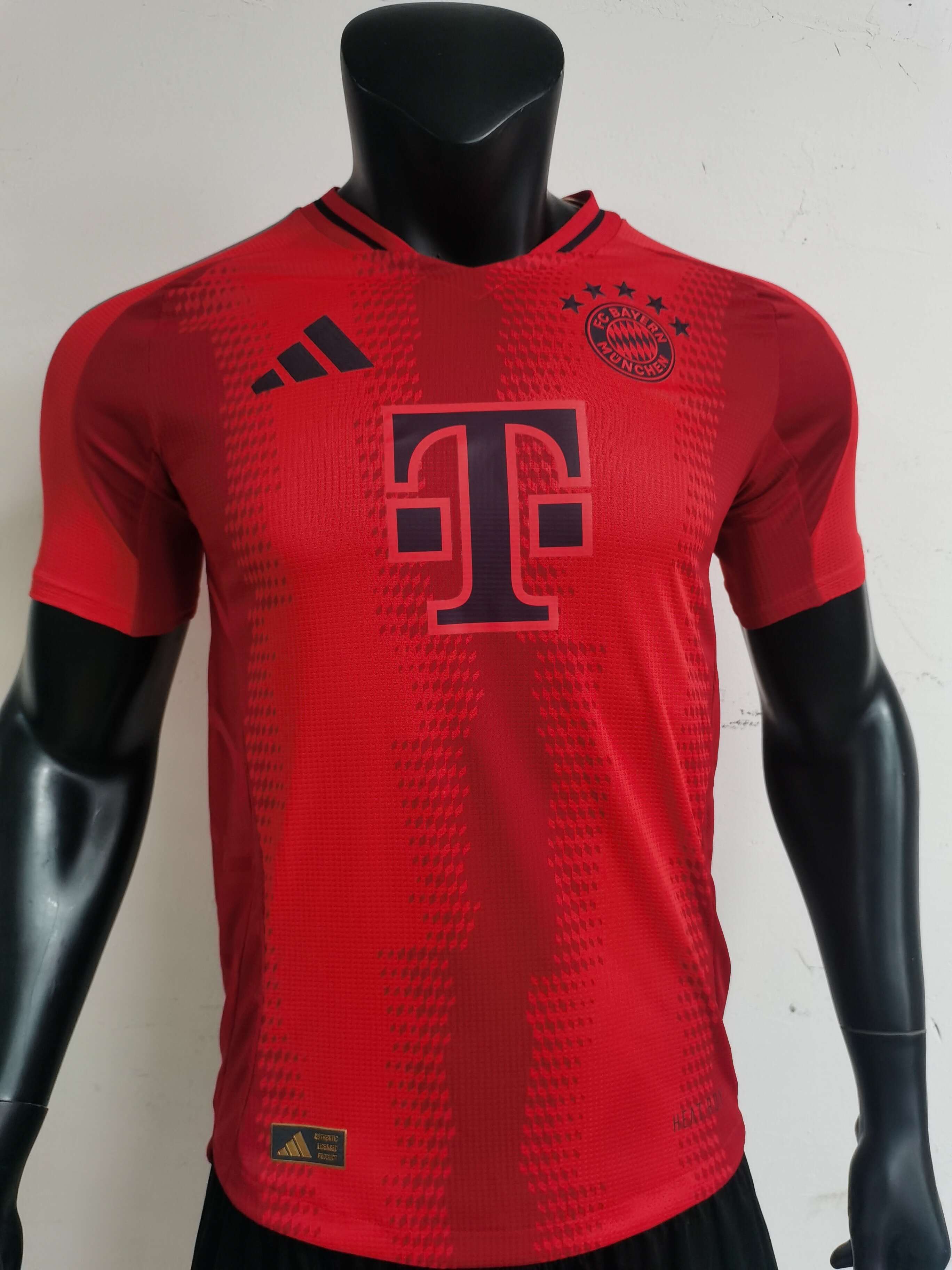 Bayern red player version jersey 2024/2025 tm