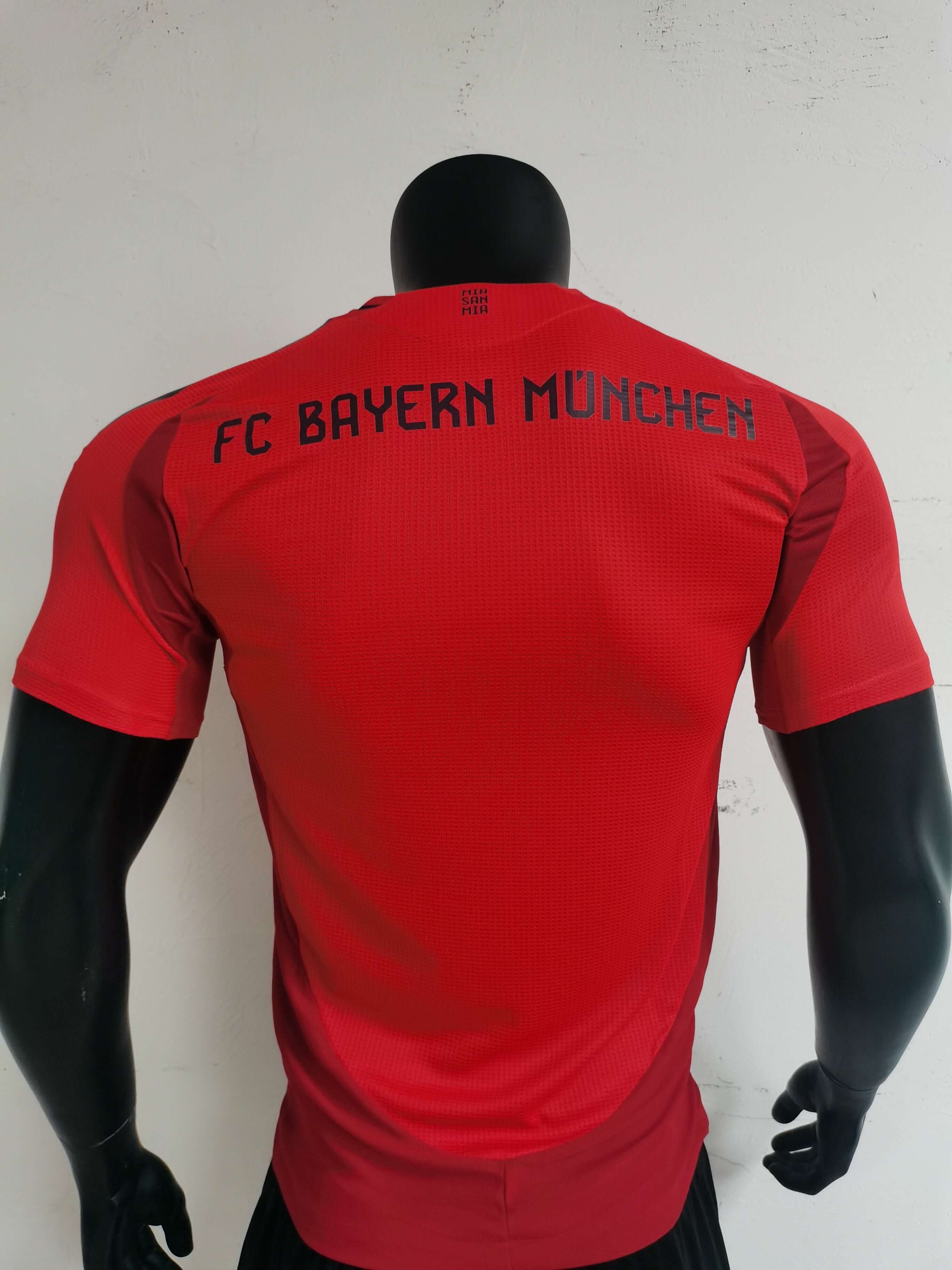 Bayern red player version jersey 2024/2025 tm