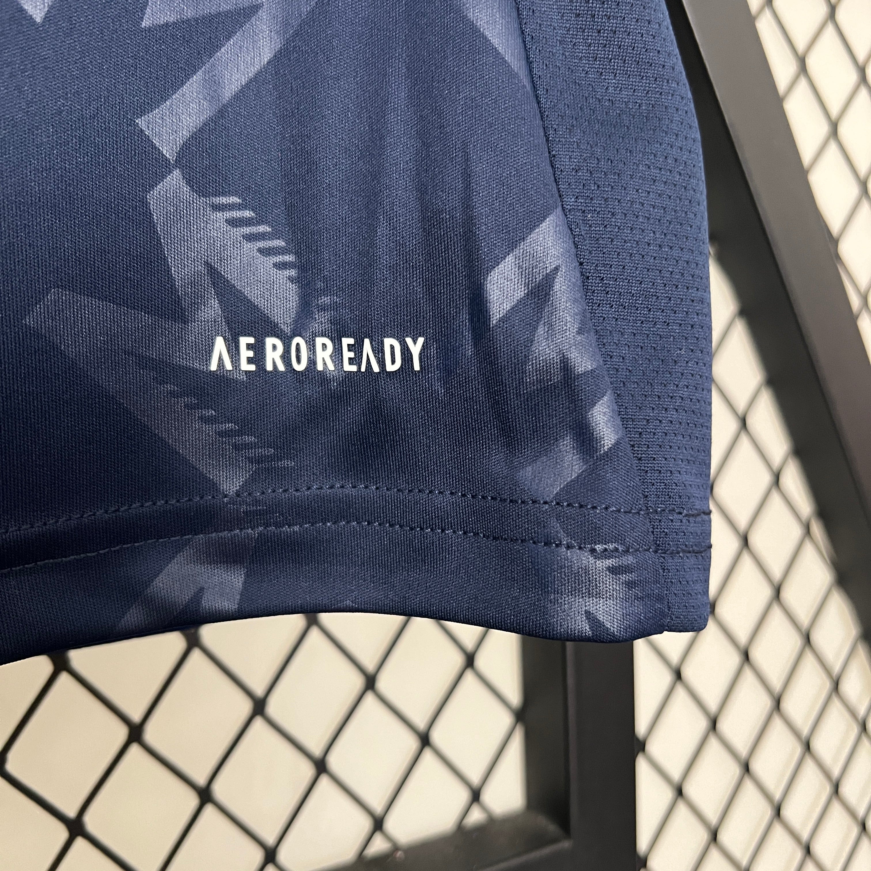 MANCHESTER UNITED AWAY FAN 2024 2025 tm