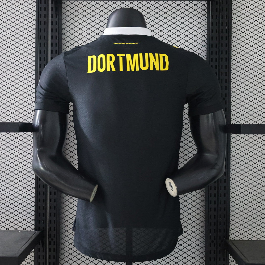 26-27 Dortmund Away