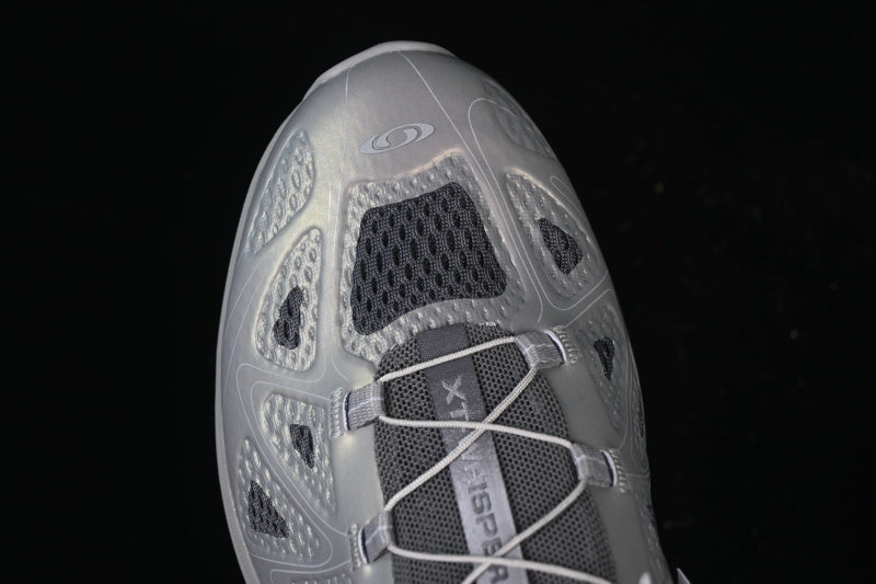 XT WHISPER VOID TRAIL RUNNING SHOES